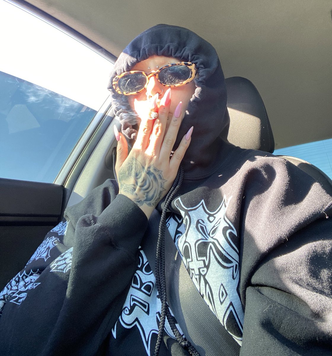 Content from fukfacefreak