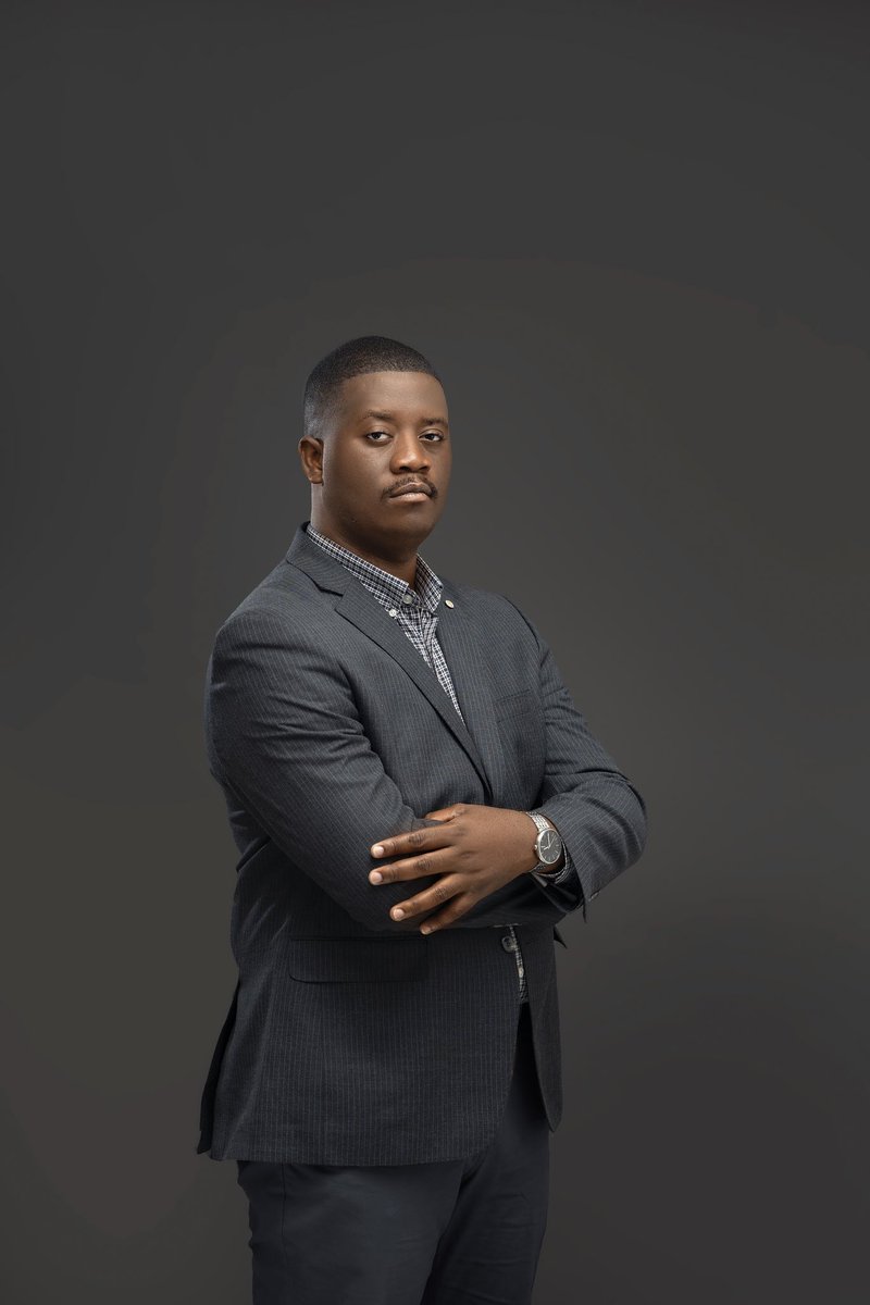 mr_mbombo's tweet image. « La Republique des partis politiques tue a petit feu notre Beau et Grand congo. la République a désormais besoin des hommes nouveaux pour mieux fonctionner, des hommes qui ne sont pas liés à des partis politiques, ni à des cercles d’influence politiciennes » 
Maître Mbombo