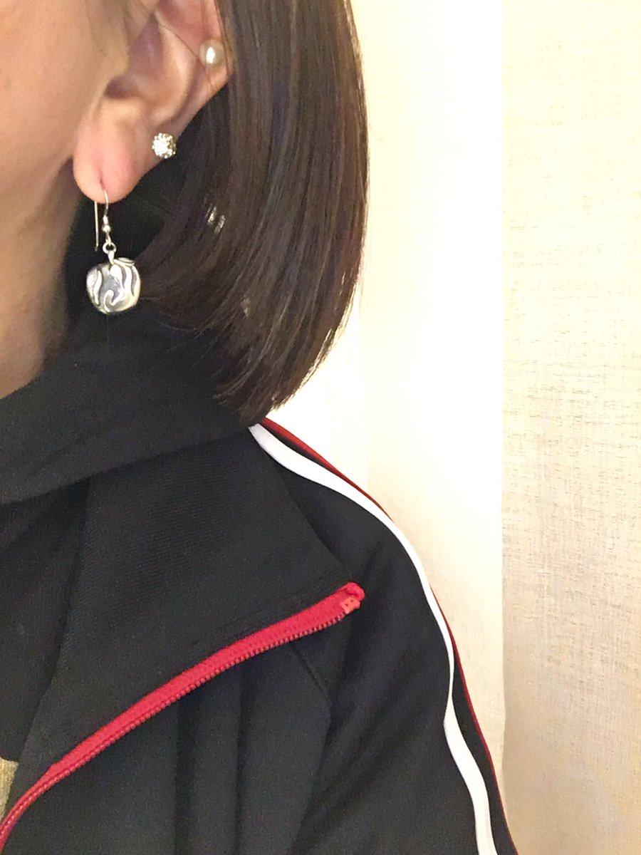 yosomixxx's tweet photo. 今日のOOTDだぉ🤘🔥
#執念の大黒ミサツアーファイナル
#聖飢魔II
#代々木ミサ
#ジェイル
#くりから工房
#APPLECHARM🍎 https://t.co/iK6DaCG2Rs
