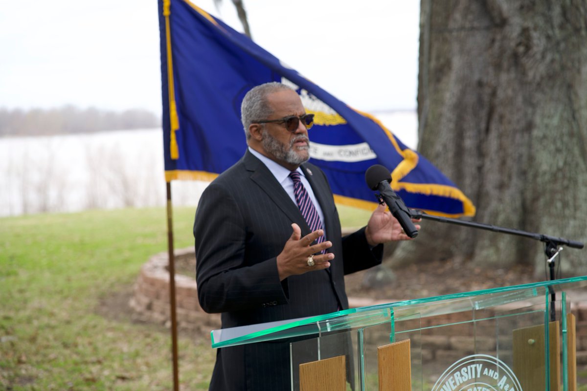 Thank you to <a href="/SecVilsack/">Secretary Tom Vilsack</a>, <a href="/RepTroyCarter/">Congressman Troy A. Carter</a> , <a href="/LouisianaGov/">Gov. John Bel Edwards</a>, <a href="/SBAIsabel/">Isabel Casillas Guzman</a>, and <a href="/USDA/">Dept. of Agriculture</a> for visiting yesterday to discuss ongoing projects within the SU Ag Center and economic opportunities that are available for students, farmers and small business owners.  #WeAreSouthern #SUAg #USDA