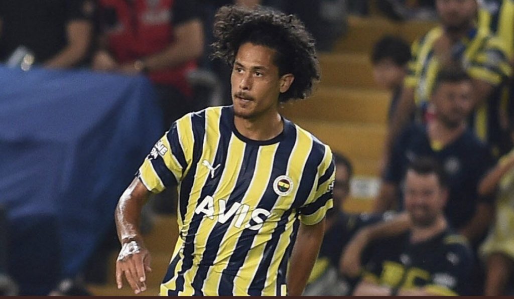 sancak_sar's tweet image. 📌 Fenerbahçe,stoper Mauricio Lemos’un sözleşmesini feshetti.

📌@yagosabuncuoglu 

#lemos #mauriciolemos #fenerahçe #transfer #sözleşme