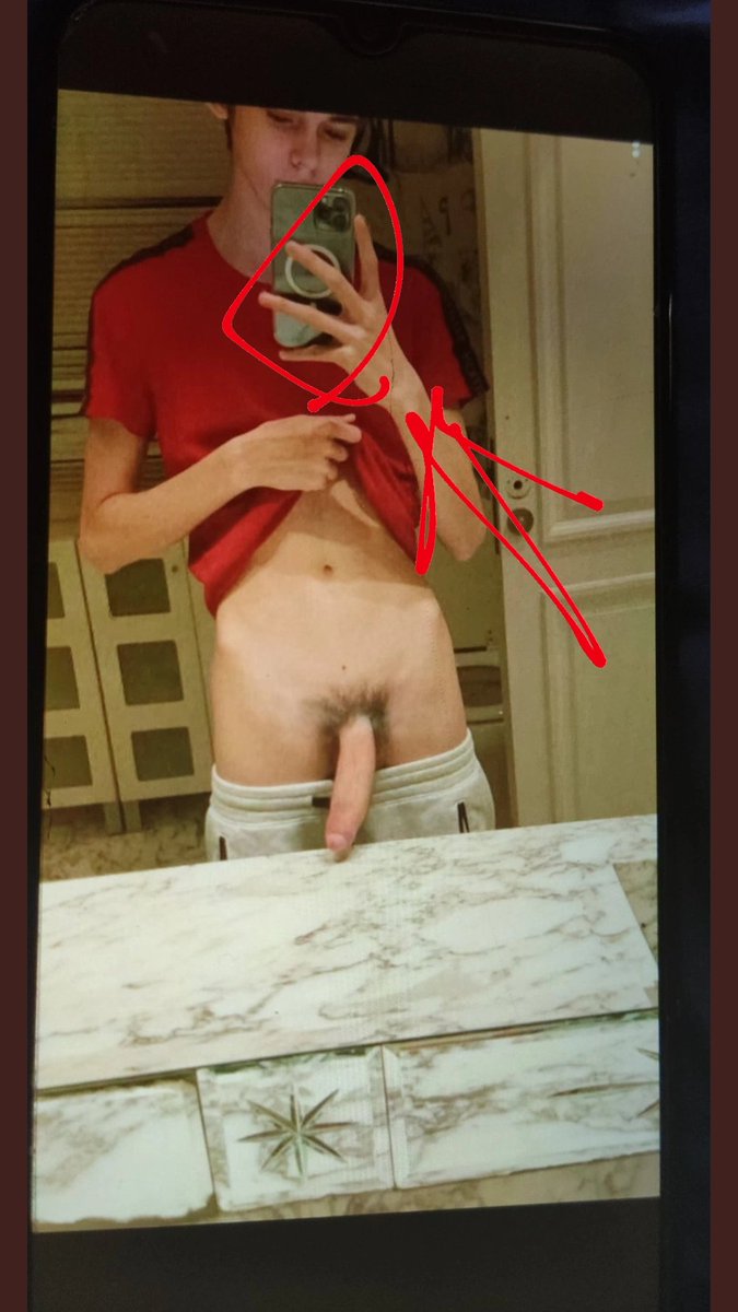 pendejodcordoba's tweet photo. Vieron las nudes de Felipe Fort? 😯🍆 https://t.co/DI3slGtUth