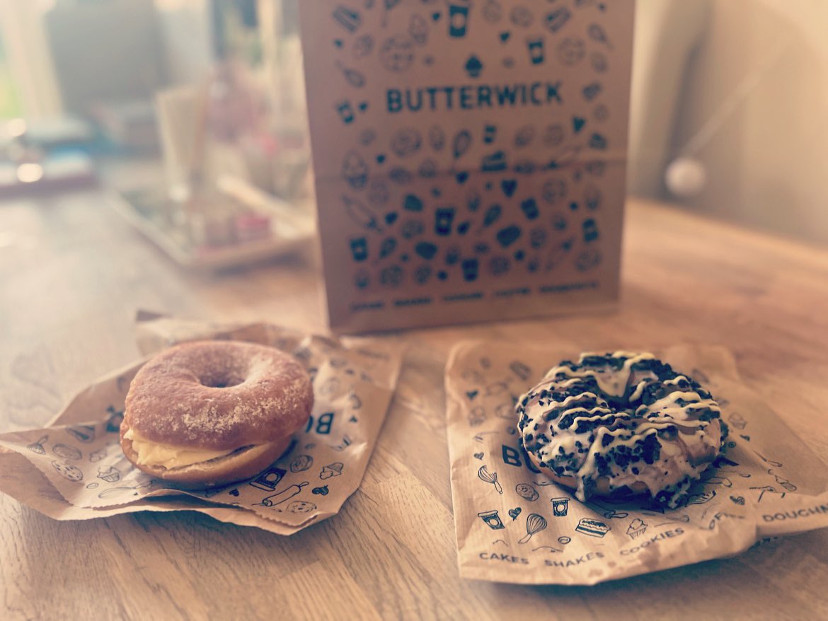 nishaparmar191's tweet photo. Me & my daughters first #Butterwick 🍩 Victoria sponge & Cookies&cream just delightful #butterwickbakery #cakeaway #halfterm https://t.co/a5Ax6Qn0wK