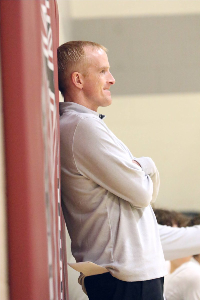 DowlingBball's tweet image. Congrats to Coach O’Hare on his 350th win as HC of the DCHS freshmen. KO’s dedication, passion and commitment to our bball community is unmatched. 600+ freshmen have completed the KO rite of passage and are better men because of it. Congrats on 22 years and 350 hard fought wins!