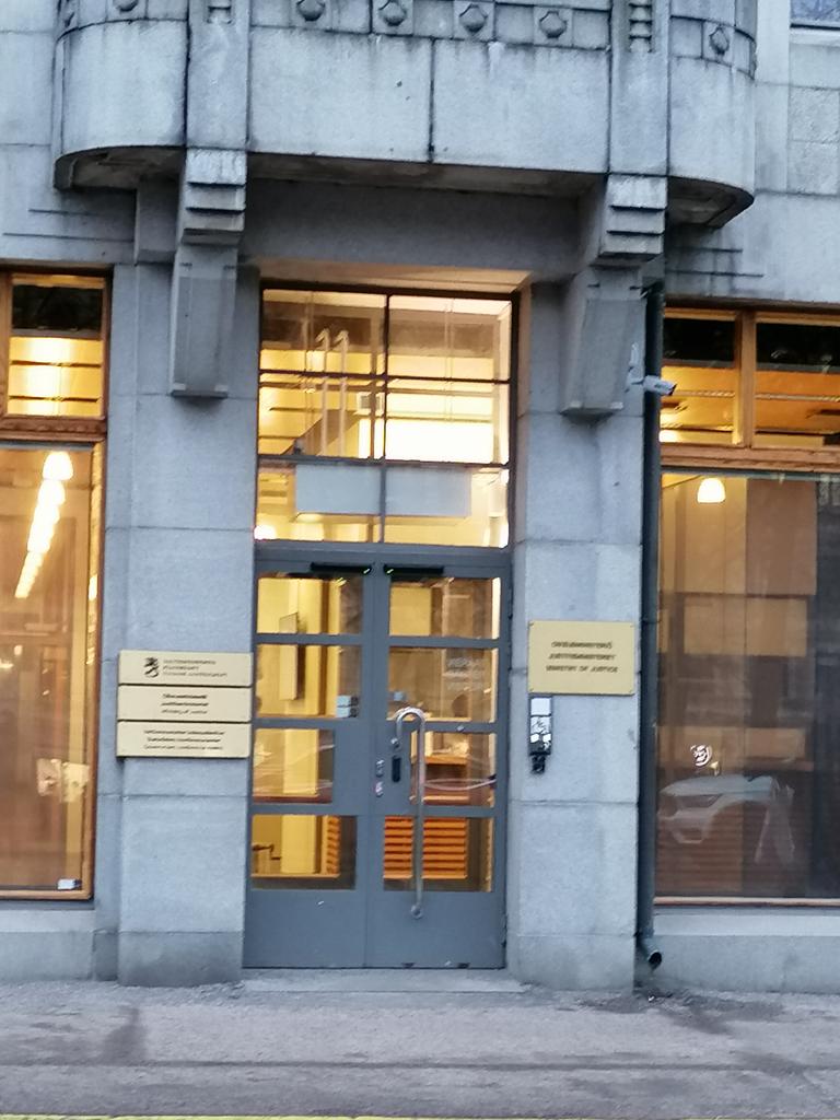 Harri Kerola (@harrikerola) on Twitter photo Tänään tuli osallistuttua <a href="/oikeusmin/">Oikeusministeriö</a> johtaman Nuova-hankkeen ensimmäiseen työkokoukseen #nuortentoimintamalli #rokkiturku Tänään tuli osallistuttua <a href="/oikeusmin/">Oikeusministeriö</a> johtaman Nuova-hankkeen ensimmäiseen työkokoukseen #nuortentoimintamalli #rokkiturku