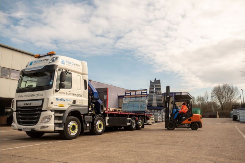 EuroviewAG's tweet photo. Euroview offers the fastest lead-times in the industry and deliveries on certified craneable stillages by our FORS accredited logistics team.
#Glazing #Glass #GlassManufacturer #Euroview #FORS #Logistics https://t.co/aojhzSQxm8