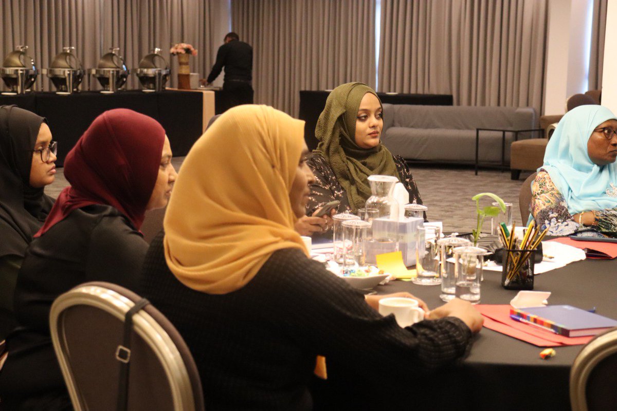 ICO_Maldives's tweet photo. Today's Right to Information session conducted at the #PracticeParliment session for women organized by @UNDPMaldives in partnership with the @mvpeoplesmajlis. https://t.co/XtX0qF9Lrz