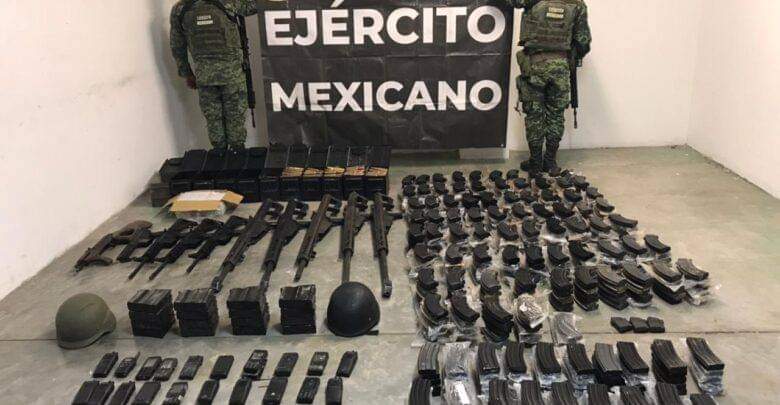Matador08640286's tweet photo. SEDENA realiza importante decomiso de armas y municiones en Camargo, Tamaulipas https://t.co/FLUAtq3Riz