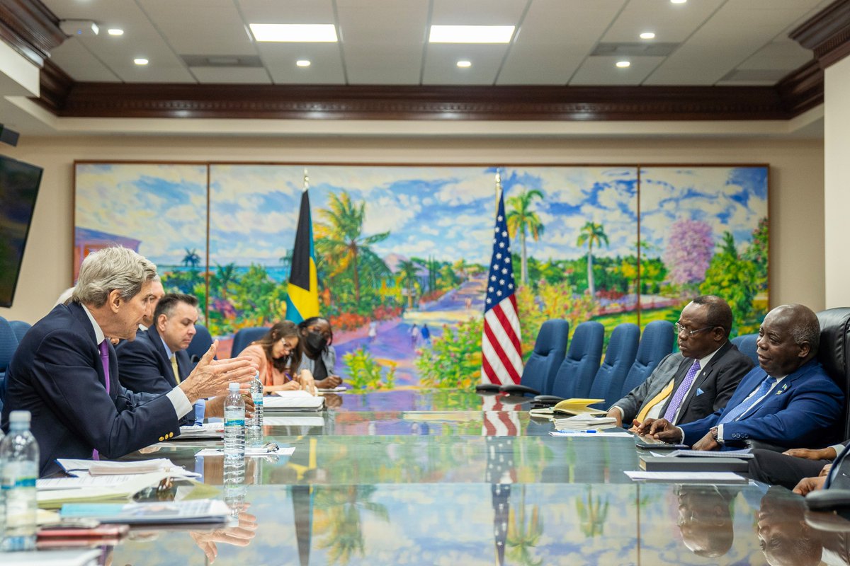 U.S. Embassy Nassau on Twitter "RT HonPhilipEDavis Earlier today, I