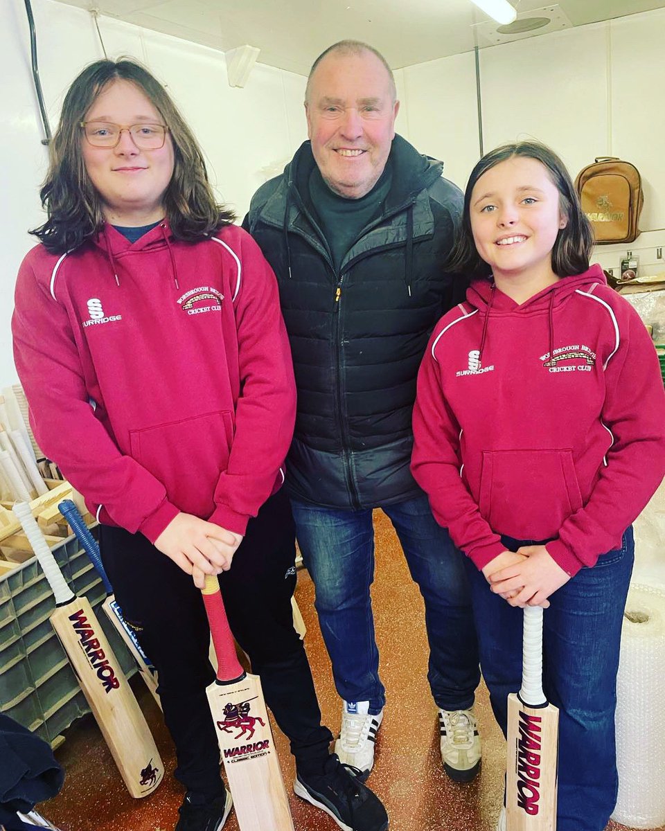 🏏 Half term treats for the new season 🏏 

Archie selected his first senior bat after using Warrior Jnrs for years, and Daisy selected her first Warrior ready for the new season at @Worsbroughbcc