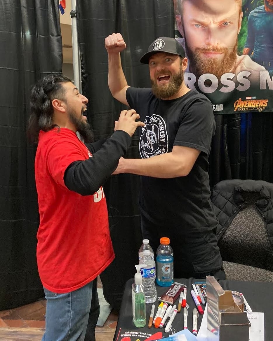 Chiara59731083's tweet photo. #rossmarquand #rossmarquandfans #rossmarquandfan_italia #aarontwd #twd #twdaaron #twdfans #twduniverse #TWDFamily #TWD #twdfamily #AMC #thewalkingdead #kingsofhorrortexas #ComicCon #Marvel #MCU https://t.co/DF9Y0p8hXK