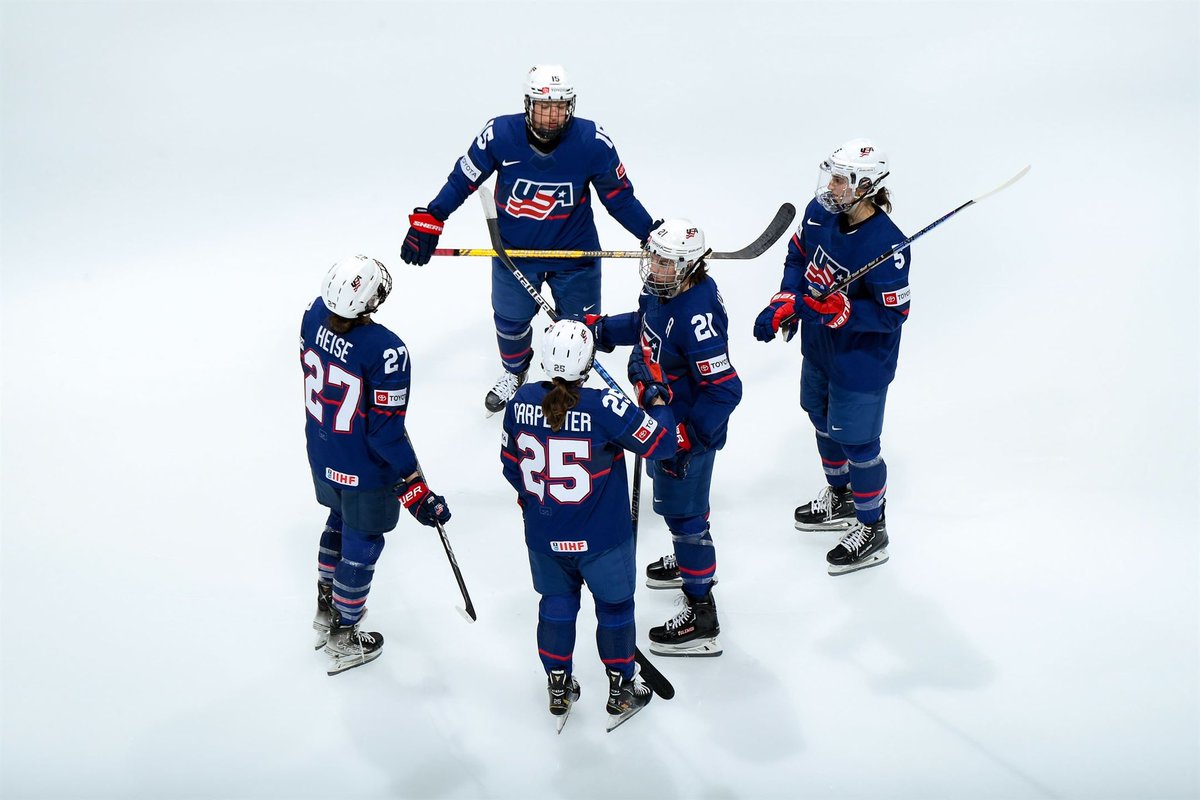 When the squad gets back together 🥶