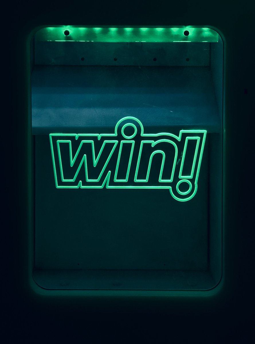 Star_abt_ufv's tweet photo. Last day to tag a friend and tell @StudentCascade why you want to win!! #ABTatUFV Hope you are enjoying all the features this amazing App has to offer 💙#studentcascade https://t.co/mdxv4SrkcA