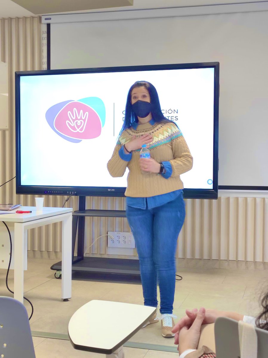 Gracias #MaviBarrasVidarte por compartir con nosotros tu testimonio como trasplantada, para poner en valor la importancia de ser donantes, eres muy valiente y has conseguido emocionarnos con tu historia 😊<a href="/Tx_Caceres/">Coordinación de Trasplantes Cáceres</a> , <a href="/CaceresDona/">Dona caceres</a> <a href="/CxTxMerida/">Coordinación Trasplantes de Mérida</a> , <a href="/coordtxSevHuelv/">Coordinación de Trasplantes Sevilla-Huelva</a> ,@A_Trasplante