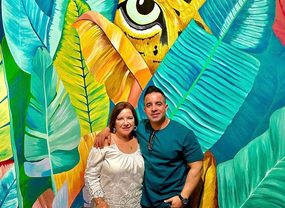 jaguarestaurant's tweet photo. We were delighted to see so much love celebrated @JaguarRestaurant yesterday. We feel very blessed to have you guys spend your Valentine's Day with your Jaguar Familia 😍 https://t.co/XUPUe5ZqXc