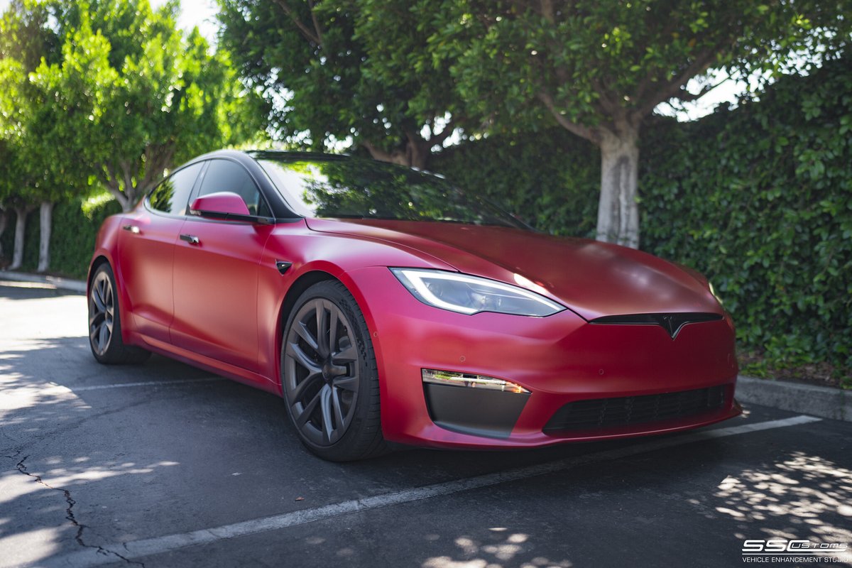 sscamerica's tweet photo. Specs: #Tesla Model S XPEL Stealth PPF, black top in gloss black
#sscustoms #aftermarketautomotive #SiliconValleyCars #SVCars #TechCars #BayAreaAuto #SVAutomotive #SVTech #AutomotiveTech #InnovativeCars #SVMotors #FutureMobility #CarCultureSV #models https://t.co/CidNtsQa3t