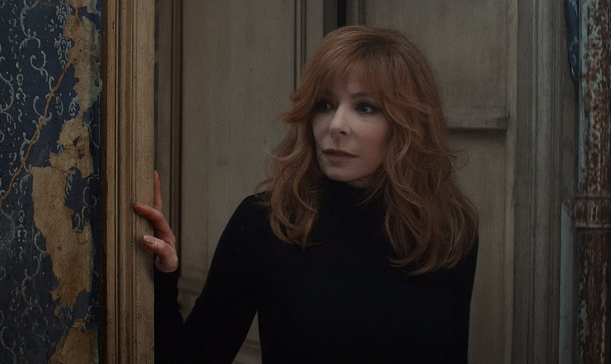MaxFrackowiak's tweet photo. “When I was recording “L'Emprise” back in 2021, my manager told me I've made a skipless masterpiece, but I remembered I'm an independent powerful woman and I kinda rebelled and added two skips on it.”

— Mylène Farmer on her songs “Rallumer les Etoiles” and “Bouteille à la mer” https://t.co/8tqmI7kUGk