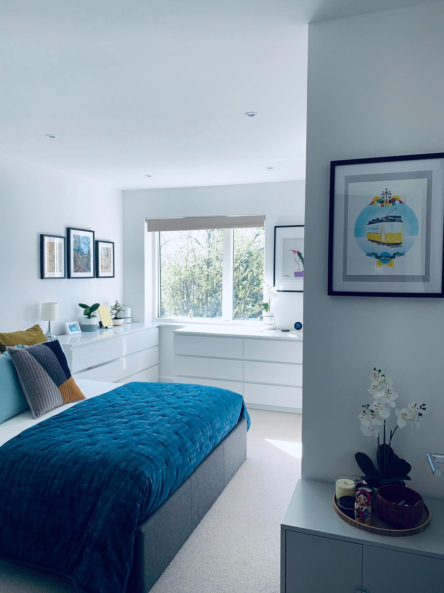 ntorres_Sutton's tweet photo. Looking to bring some personality into your guest bedroom?

You can easily do so by adding a bright duvet for a pop of colour and hanging some themed images on the wall. https://t.co/8Drm2KsyBc https://t.co/kSRpTtkhcE