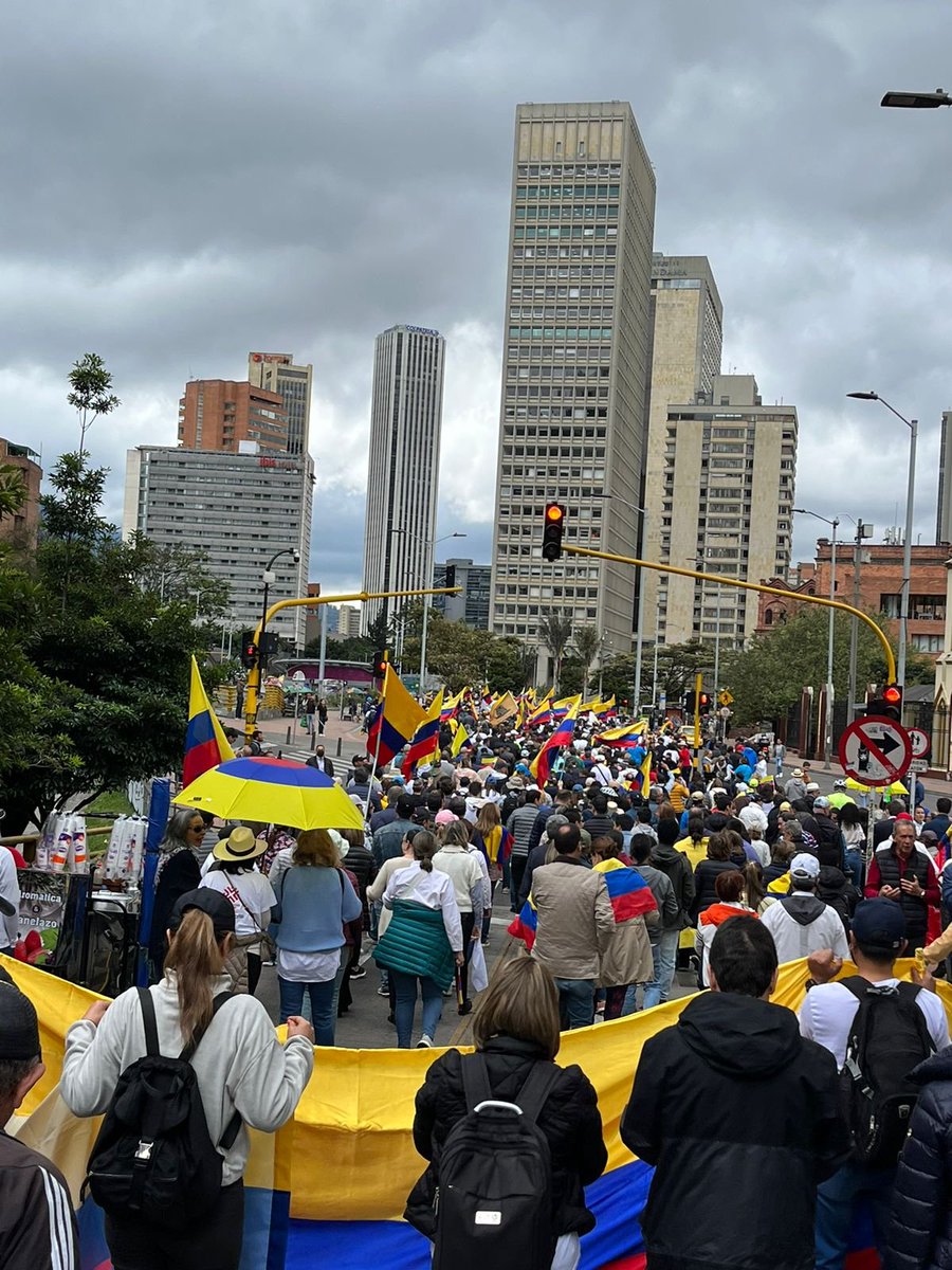 VColombia2026's tweet photo. Colombia no quiere las reformas de @petrogustavo #marcha15f https://t.co/VJotolcr1g