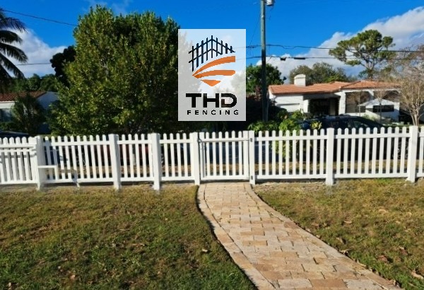 THDFenceCity's tweet photo. "All I Ever Wanted Was a White Picket Fence" 💭

PVC Picket Fence Provides a Clean Timeless Look ✨

Call Now For Your Free Estimate✅

☎️1-833-HD-FENCE☎️
#fencing #pvc #homeimprovement #hd #fence #pvcinstallation #picketfence https://t.co/zz0wmP8Zn3