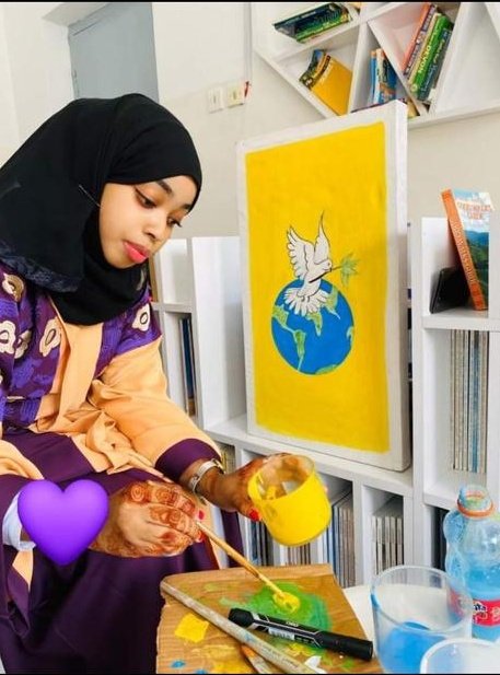 RahmaAnoi's tweet photo. My latest Blogpost I've reflected and interviewed @fatima_aweys 
One of her dreams is to start up her own enterprise that produces animation films in Somalia. She said I will work hard to make that come true.
👇
https://t.co/TfrI1MXM51
@somalipubagenda https://t.co/iygkpnNBdq