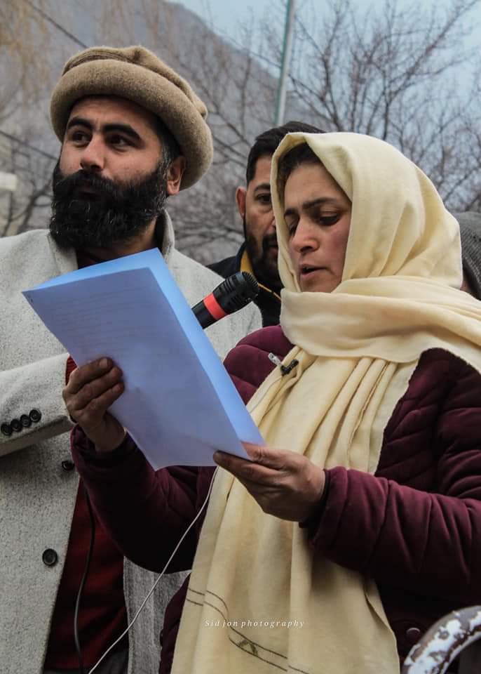 AsifSaeedSakhi's tweet photo. A huge protest recorded against AC Gojal, Hunza today in front of AC Office Gulmit. 7 days of ultimatum given to GoGB to transfer AC Gojal and withdraw the FIR against the restaurant owner. Otherwise the protest will be extended on GB level. Charter of demands attached below. https://t.co/Zmbe4p2Xo0