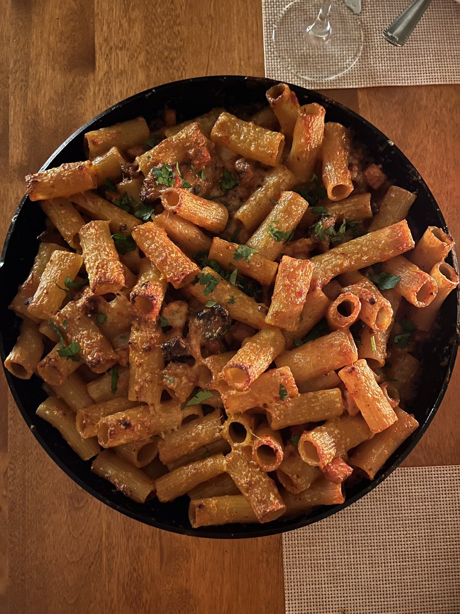 samraaj's tweet photo. Made an Indian-Italian fusion 3 course dinner for my gorgeous fiancée this Valentine’s Day ♥️ https://t.co/saRNc9ngir