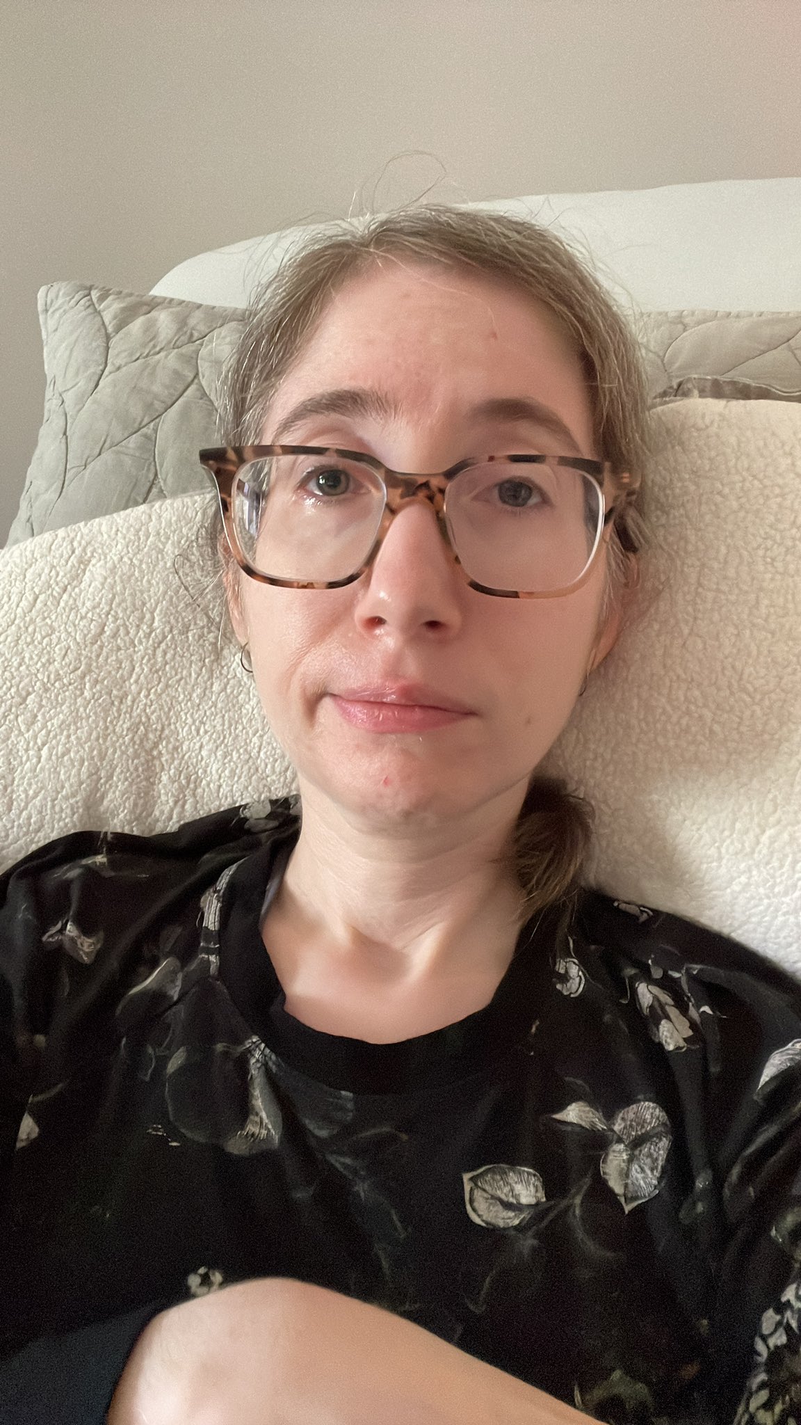 Emma Hilton on Twitter: "@LittleHardman @mcgilead Without being “ahead