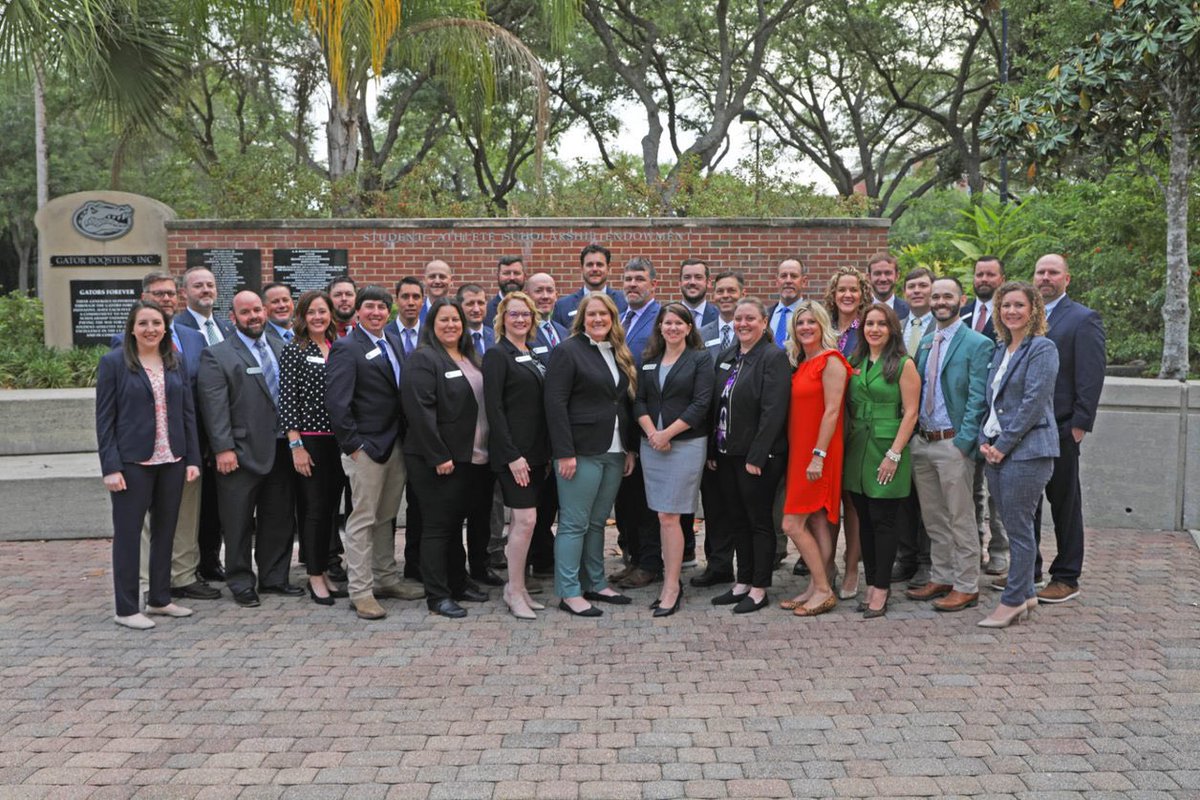 We’re excited to open nominations for WLI Class XII! 

Nominate candidates here: tinyurl.com/ClassXII-Nomin…