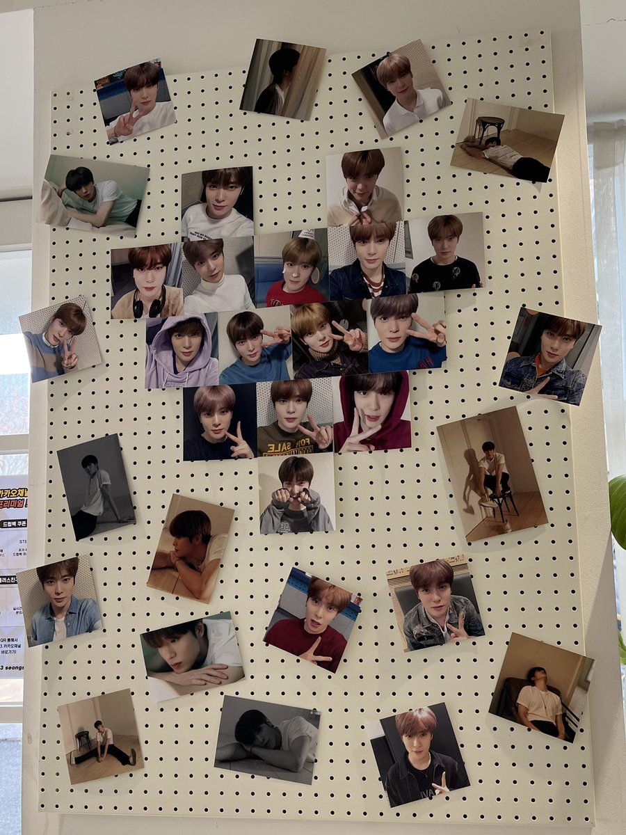 my_foreveronly's tweet photo. 📍 아이오쓰리 성수 사거리점

#Every_Moment_of_Jaehyun
#너에게_빠지는_시간_단_214초

소주잔이랑 리유저블컵이 넘 귀여워서 갔던 카페⑉ ♡ 내부도 재현이로 잘 꾸며져 있어서 조았구 투표도 했는데 투표 고르기가 넘 어려웠음 다 좋은데 어쩌지 ㅜ https://t.co/sTdnEBAxIR