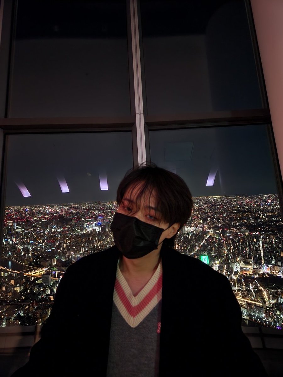 SnowFallInNight's tweet photo. 일본에서 못 벗어나는중 https://t.co/Unbe4nNPyh