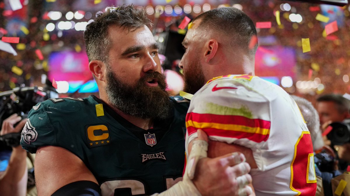 NFL_DovKleiman's tweet image. Awesome: Since Super Bowl LVII ended, Chiefs fans have raised over $70,000 for Jason Kelce charity - Be Philly Foundation.

In many cases, fans have donated $14.90, which is a combination of @tkelce 87 jersey and @JasonKelce 62 jersey.

brobible.com/sports/article…