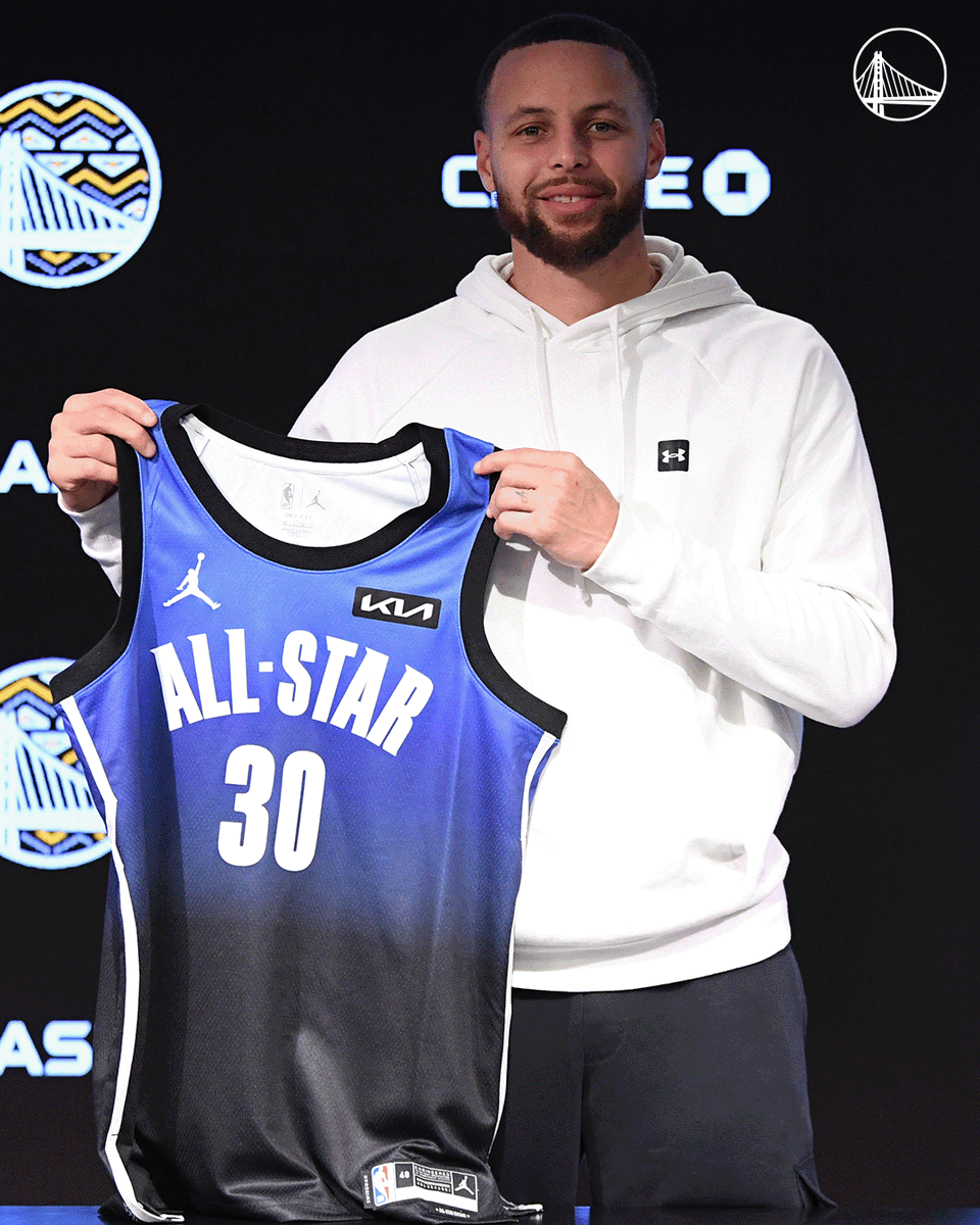 warriors's tweet photo. ⭐️⭐️⭐️⭐️⭐️⭐️⭐️⭐️⭐️

Congrats to Stephen Curry on officially receiving his ninth career #NBAAllStar jersey! https://t.co/xgXA7vU9Y3