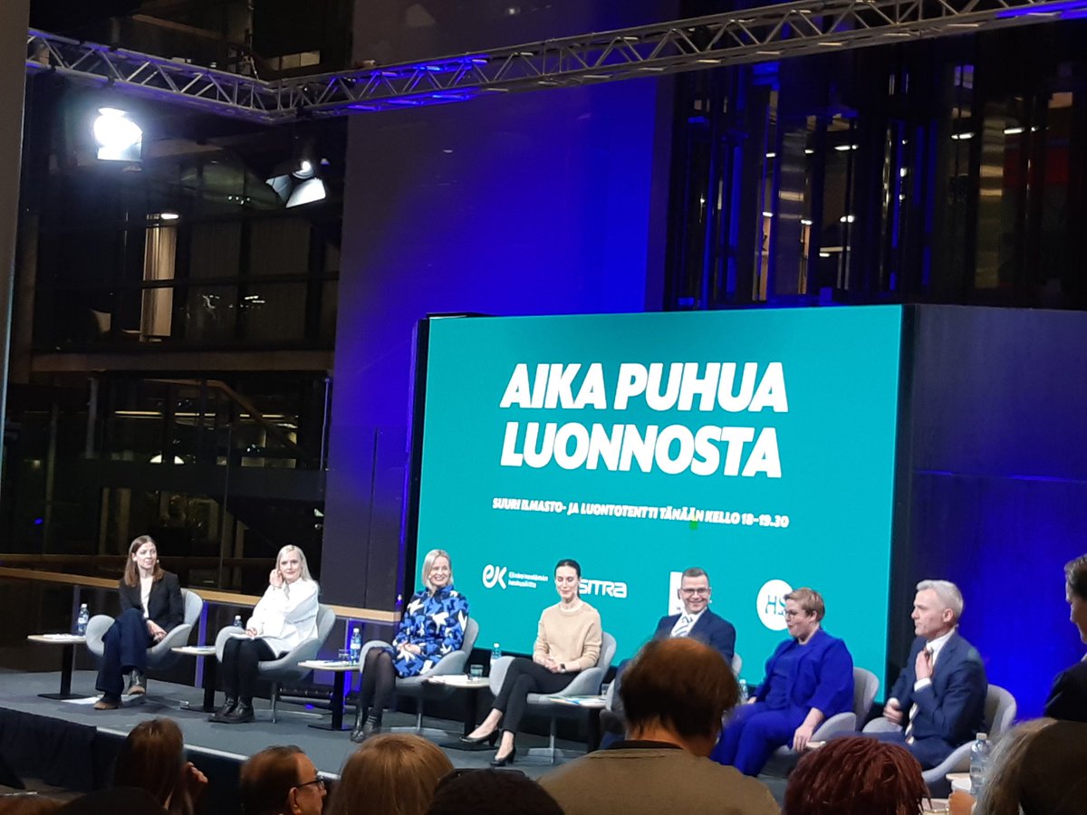 Markkinaehtoisia malleja.kestävän kehityksen budjettimalli valtiolle. Liikennevalot. Arvonlisäverotus porrastettava kestävän kehityksen perusteella. Kaikki kannattavat kasvissyöntiä. Tuulivoiman alta kaadettu metsä huolestuttaa. PVn tutkia voisi uusia Itä-Suomessa uusia.