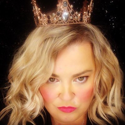 glitzzen's tweet photo. #NewProfilePic https://t.co/q8PTnpnt2p