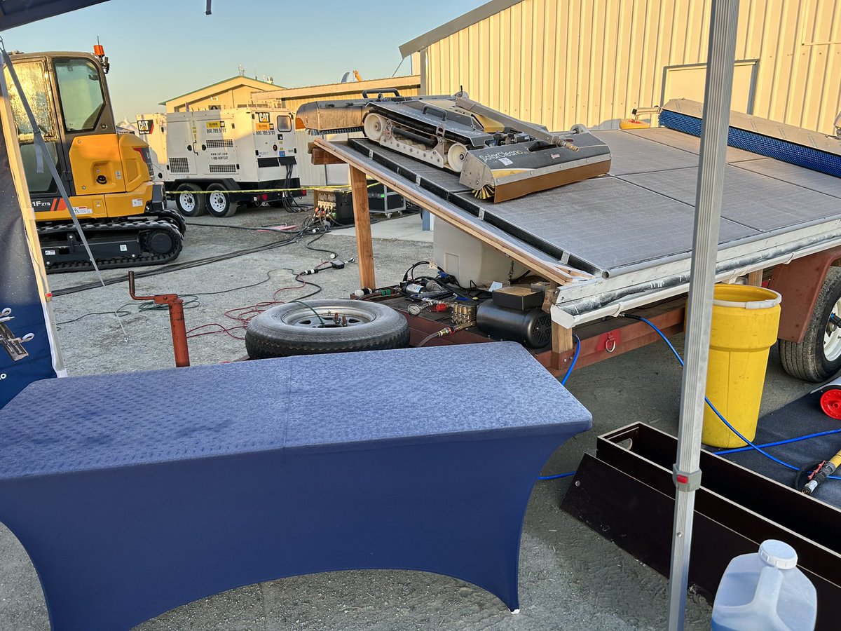 It’s a bit frosty at our booth in Tulare this morning! 🧊 #worldagexpo #solarcleaning #solarcleano #solatecs #KSolara #solar #solarenergy #solarpower #solarinfo