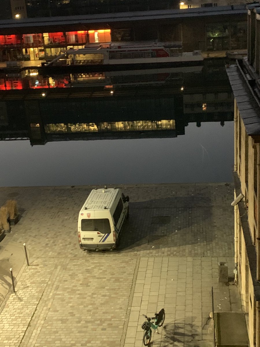 hier matin enfin la présence des FDO pour empêcher le rassemblement des toxicos. Nette dégradation depuis 3 semaines!
⁦<a href="/NunezLaurent/">Laurent Nuñez</a>⁩ ⁦<a href="/GDarmanin/">Gérald DARMANIN</a>⁩ ⁦<a href="/FrancoisDagnaud/">François Dagnaud</a>⁩