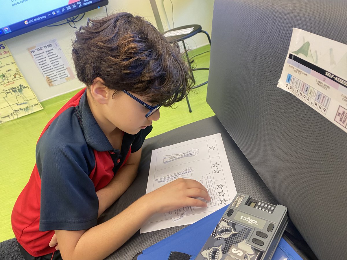 TeachMoChill tweet media