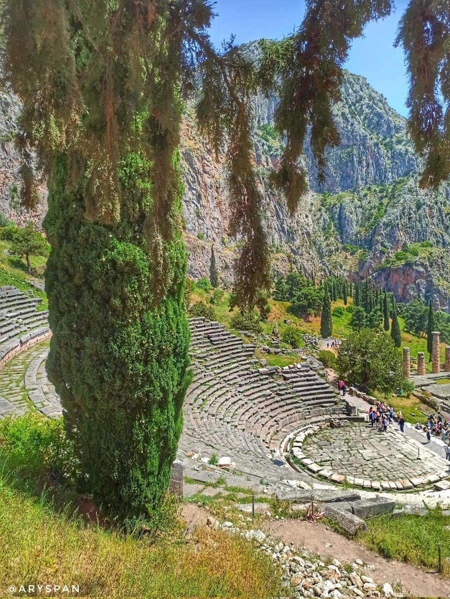 ahistoryart's tweet photo. Ancient Theater at the Oracle of Delphi https://t.co/zQckbdAdsH