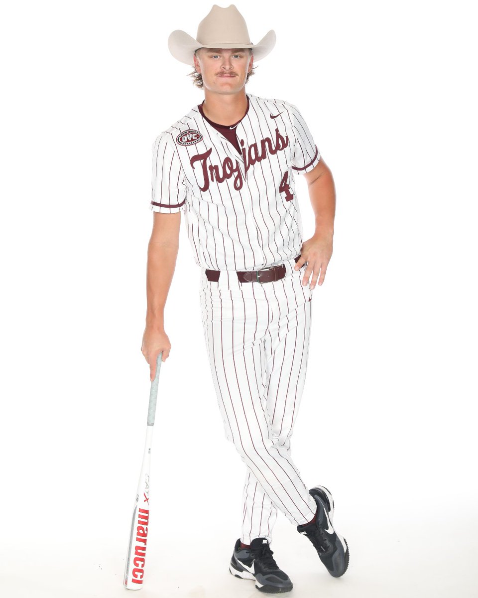 LittleRockBSB's tweet photo. The final newcomer of our countdown is here and it's @TrevinoSkyler
A native of Whitehouse, Texas, the junior infielder came to Little Rock from the University of Houston.
#LittleRocksTeam ⚔️ | #2DaysOut https://t.co/TztEa4ocaZ