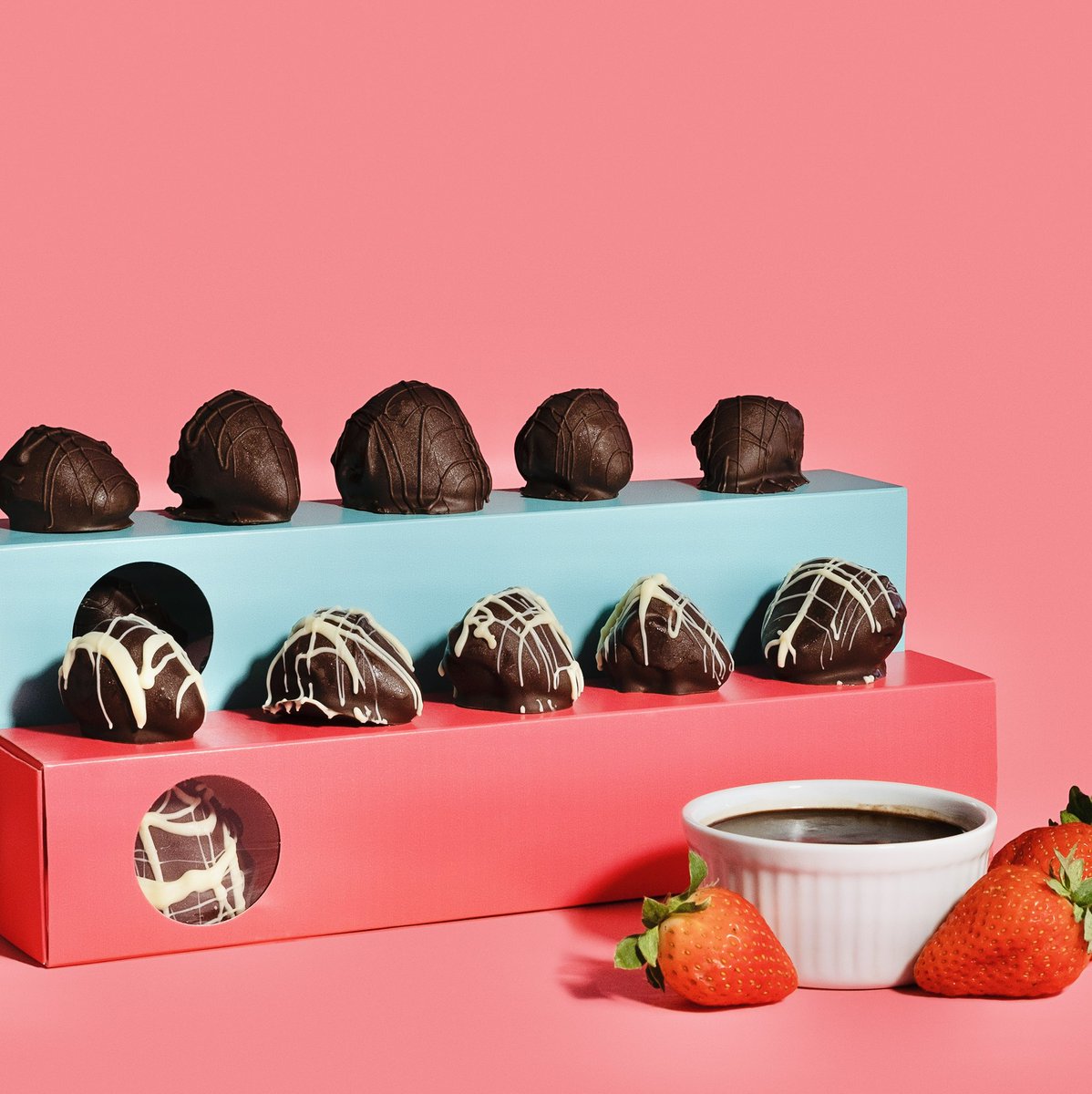 you: i like chocolate covered strawberries 

aMy’s team: GiVE THE MaSSES 50% OFF CHoCOLATe CoVERED STRaWBERRIES AVAILABLE IN STORE AND ONLINE! limited SUPPLY!

COME AND GET THeSE BeWWIEs (&gt;•w•)&gt; 🍓🍫

you: 👁🫦👁