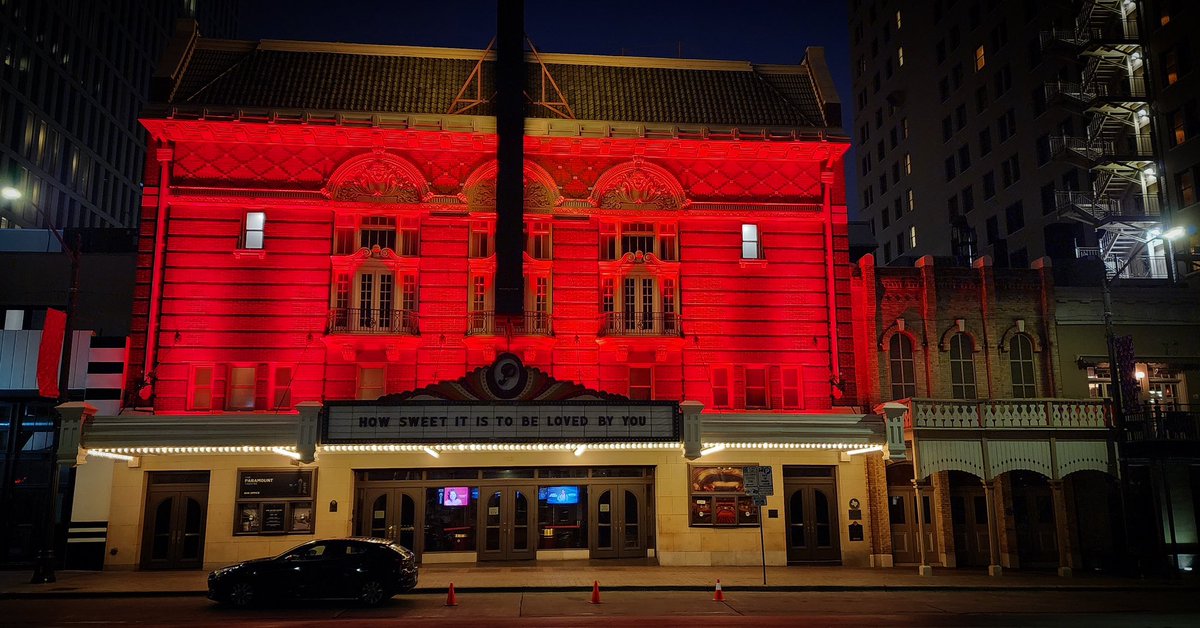 TheRobeWay's tweet photo. A Valentines Day illumination of the Paramount Theatre in Austin, TX, using Anolis Lighting #Divine 160 LED architectural luminaires.
#therobeway #robelighting #anolislighting #architecturallighting #architecturaldesign #thearchitectureoflight https://t.co/WpwbDniUvb
