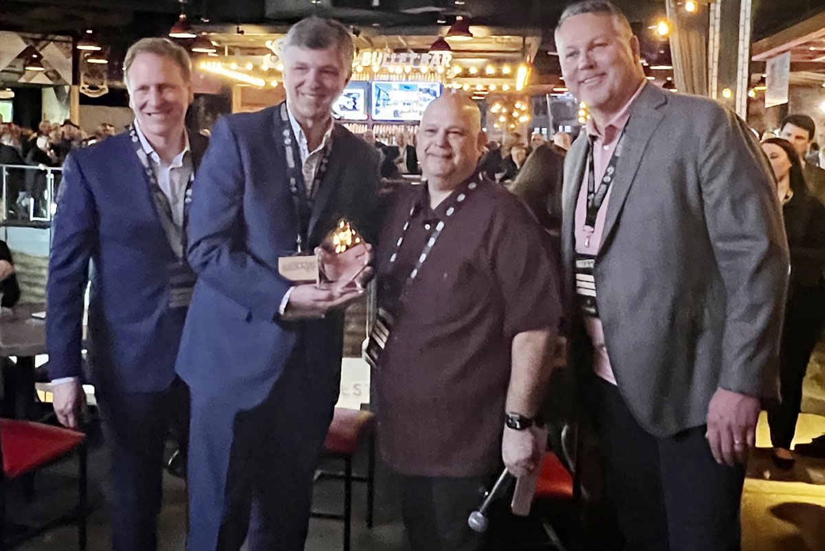 Entertainment giant Dave &amp; Buster's conferred its prestigious Supplier Partner of the Year award to Andamiro USA Corp. Thank you #daveandbusters for the recognition! <a href="/DaveandBusters/">Dave & Buster's</a> #andamiro #andamirousa