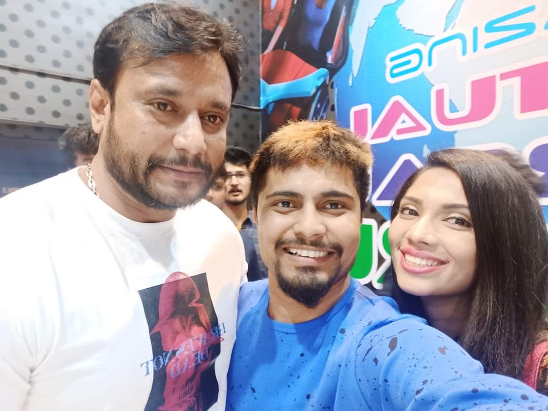 OPratham's tweet photo. HBD @dasadarshan sir!2ಮಾತು ಹೇಳ್ತೀನಿ!ದಯವಿಟ್ಟು ಸ್ವೀಕರಿಸಿ!ಅಂಬರೀಶ್ ನಂತರ ಕನ್ನಡ ಚಿತ್ರರಂಗಕ್ಕೆ ಸಿಕ್ಕ ದೊಡ್ಡmassಹೀರೋ ನೀವು!
ಭಗವಂತ ಎಲ್ಲಾ ಕೊಟ್ಟಿದ್ದಾನೆ ನಿಮ್ಗೆ,ಎಷ್ಟುfans ಇದಾರೆ ನೋಡಿ?ಇಷ್ಟಿದ್ಮೇಲೆ ಕೂಲಾಗಿರಿ!ಆರಾಮಾಗಿರಿ!
2-ನಿಮ್ಮ ಮಾಧ್ಯಮದ ನಡುವಿನ ಮುನಿಸು ನಿಲ್ಲಲ್ಲಿ!ನೀವು-mediaಒಂದಾಗ್ಲಿ ಅನ್ನೋದೇ ಪ್ರಾಮಾಣಿಕ ಆಸೆ🙏 https://t.co/yJegRRJPzF