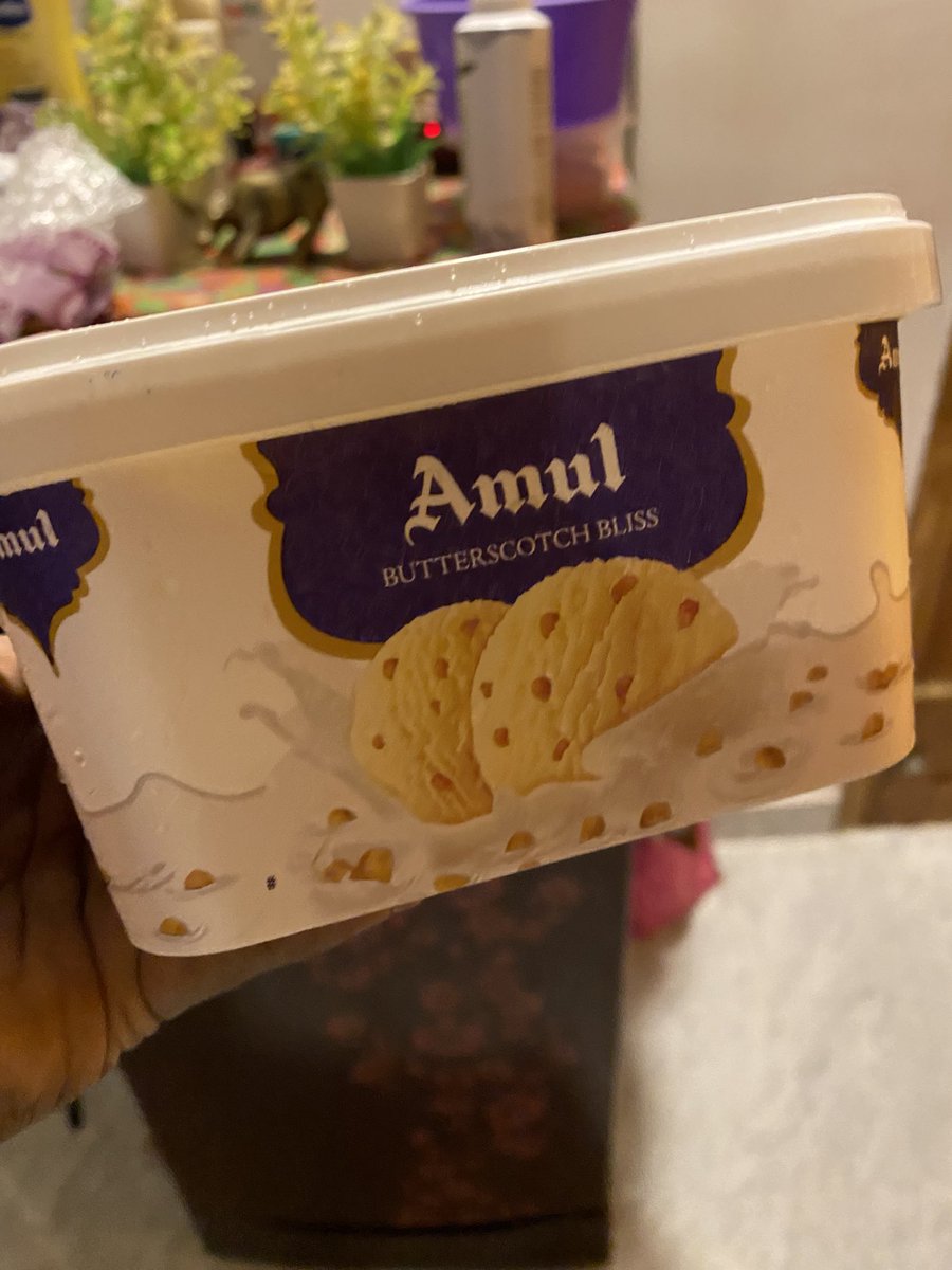 venucops09's tweet photo. Today I received an expiry Ice cream order from Swiggy, Luckily i checked the expiry date, but how many people will check this ? This has to be ensured by Swiggy and block/remove these sellers when it happens @SwiggyInstamart @Swiggy @SwiggyCares @fssaiindia https://t.co/n9E2epLExz