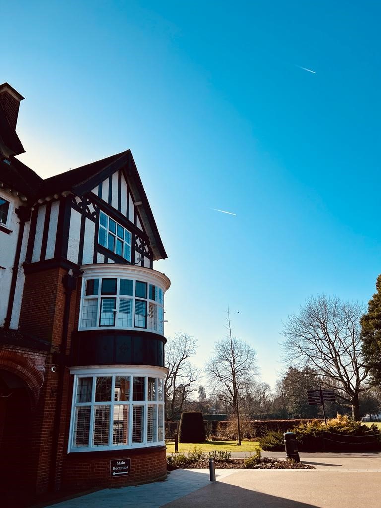 ReedsAlumni's tweet photo. #touchofspring @ReedsSchool - even if it is half term. You remember those @reedsalumni π https://t.co/k6kvM46Grz