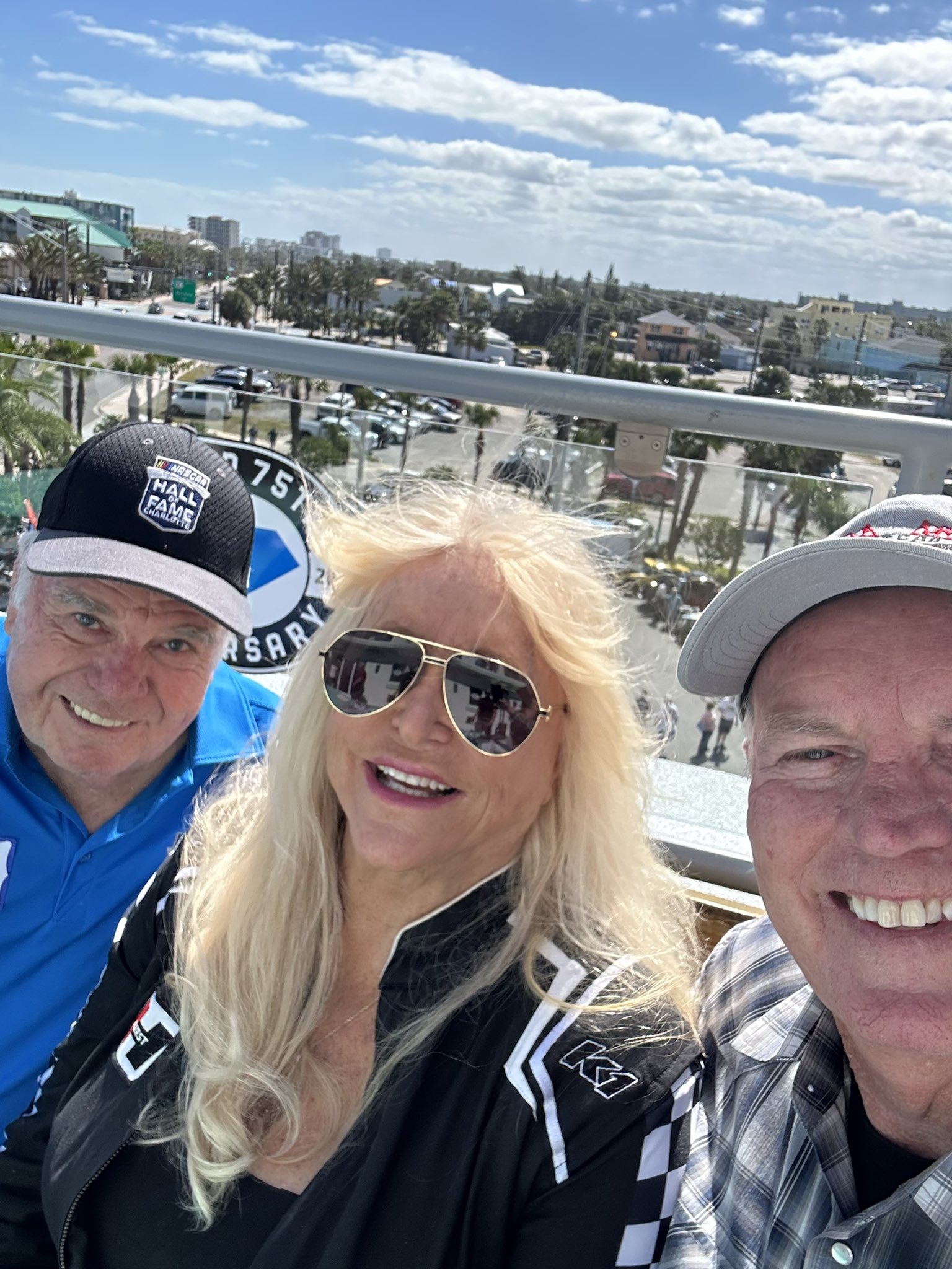 Gary Nelson (GaryNelsonRacer) / Twitter