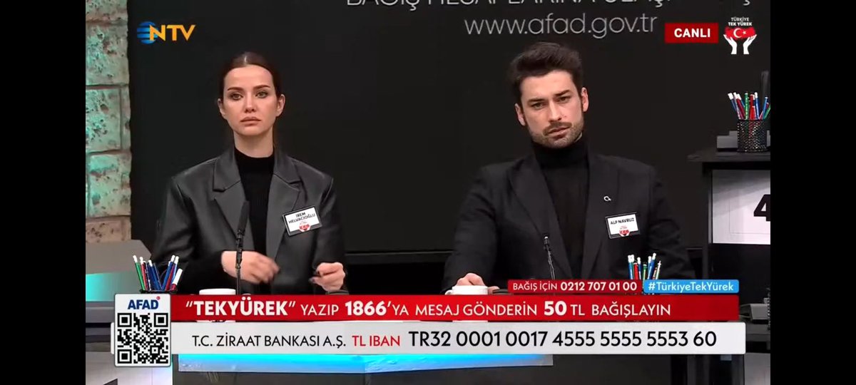 arab2turk's tweet photo. هاندا ارتشيل ، الب نافروز و ايرام هيلفاجي اوغلو من البث المباشر https://t.co/sLVsF6J8B3