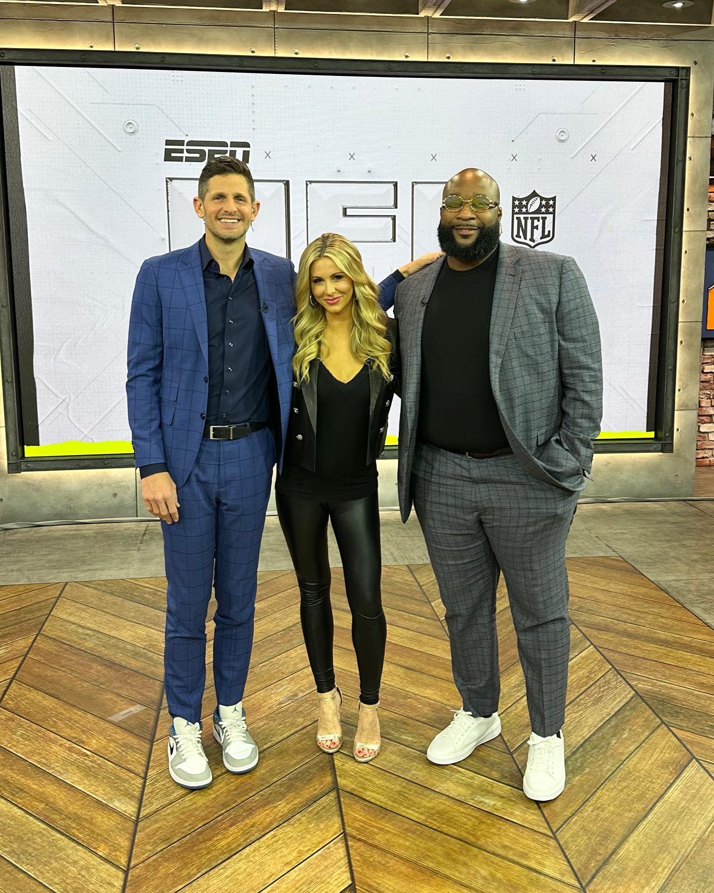 Laura Rutledge on Twitter "minakimes danorlovsky7 Facts. For