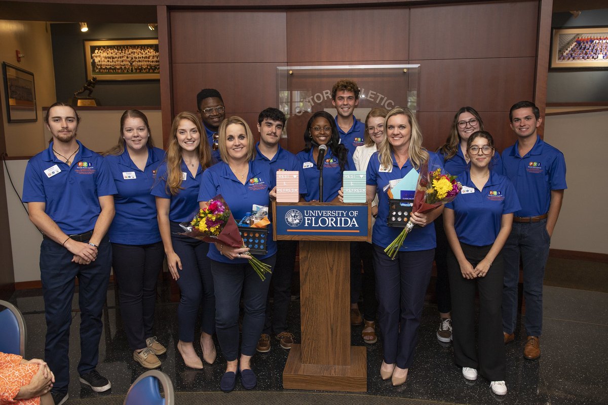 Florida Youth Institute counselor applications are now open! Be sure to apply by March 10th at ufl.qualtrics.com/jfe/form/SV_b8…